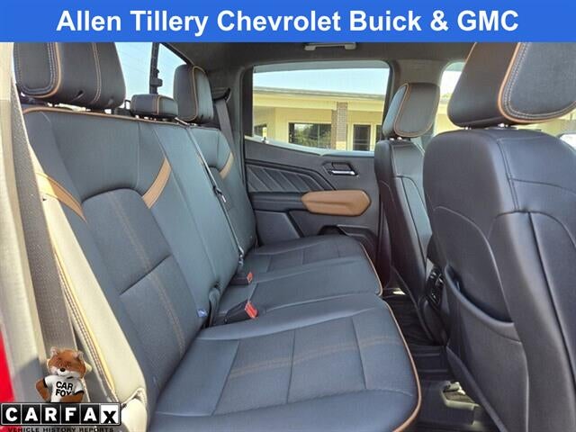 2023 GMC Canyon 4WD AT4