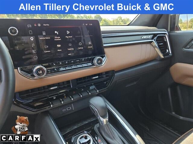 2023 GMC Canyon 4WD AT4