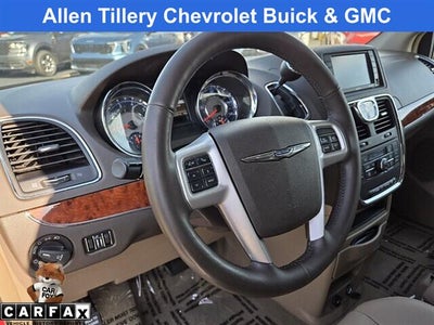 2015 Chrysler Town & Country Touring