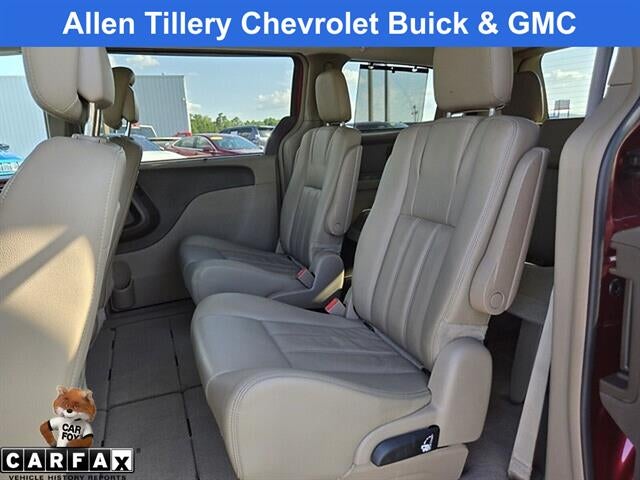 2015 Chrysler Town & Country Touring