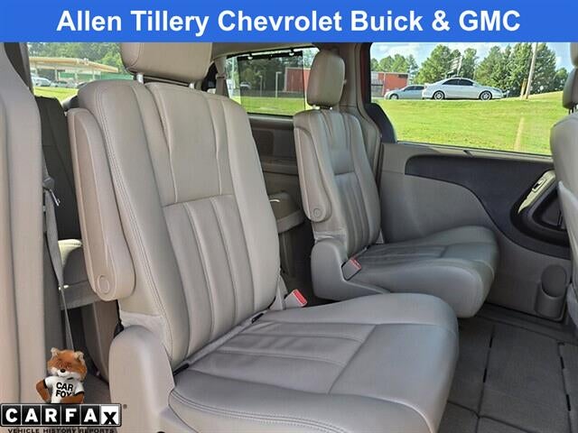 2015 Chrysler Town & Country Touring
