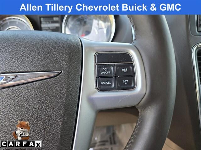 2015 Chrysler Town & Country Touring