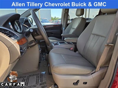 2015 Chrysler Town & Country Touring