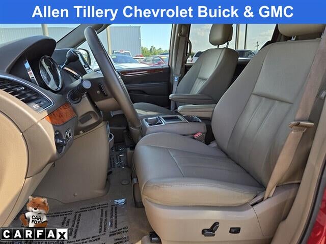 2015 Chrysler Town & Country Touring
