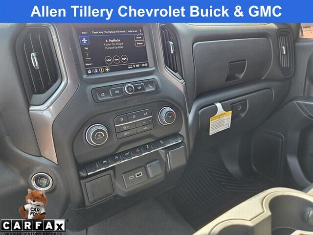 2022 Chevrolet Silverado 1500 Custom Trail Boss