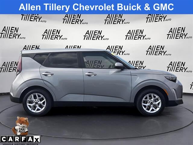 KNDJ23AU7S7941943