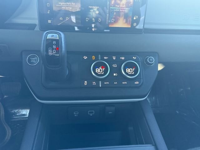 2023 Land Rover Defender S