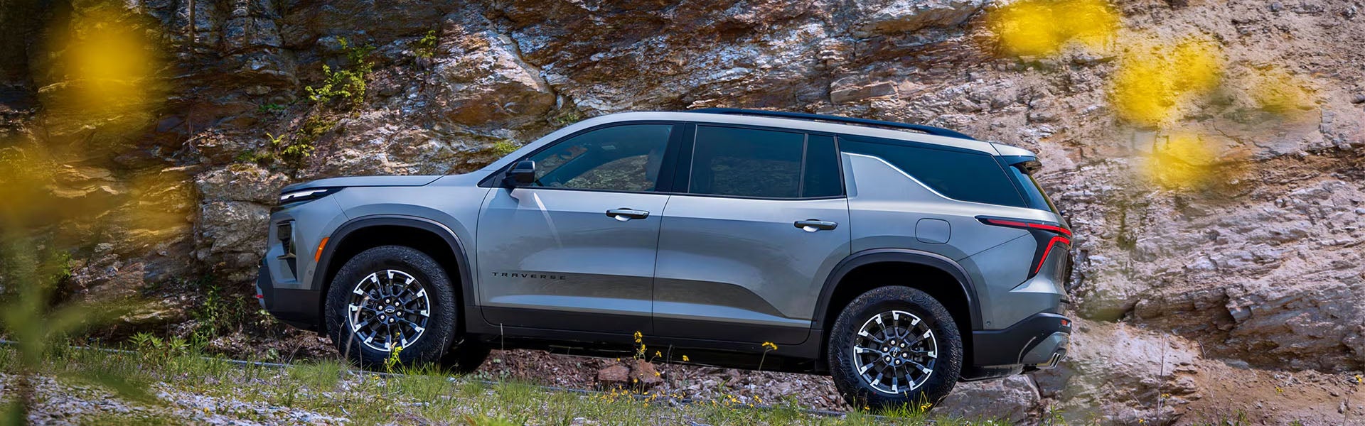2027 Chevrolet Traverse rear three-quarter exterior