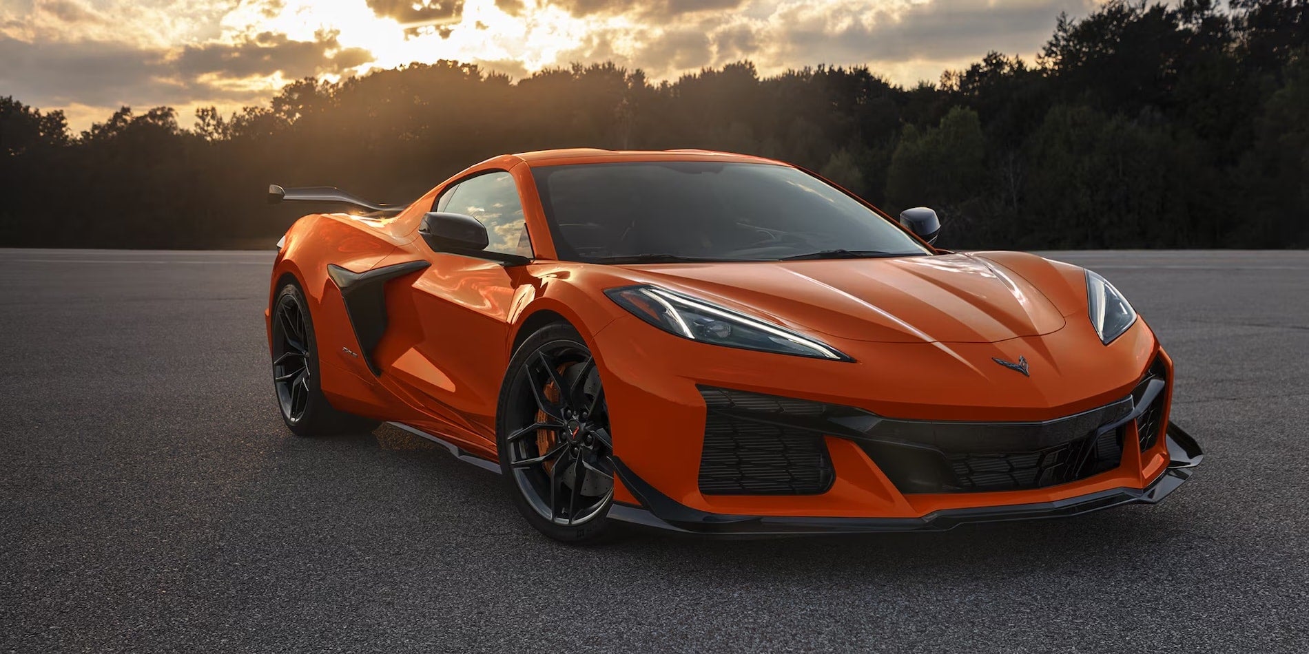 2027 Chevrolet Corvette Z06 rear three-quarter